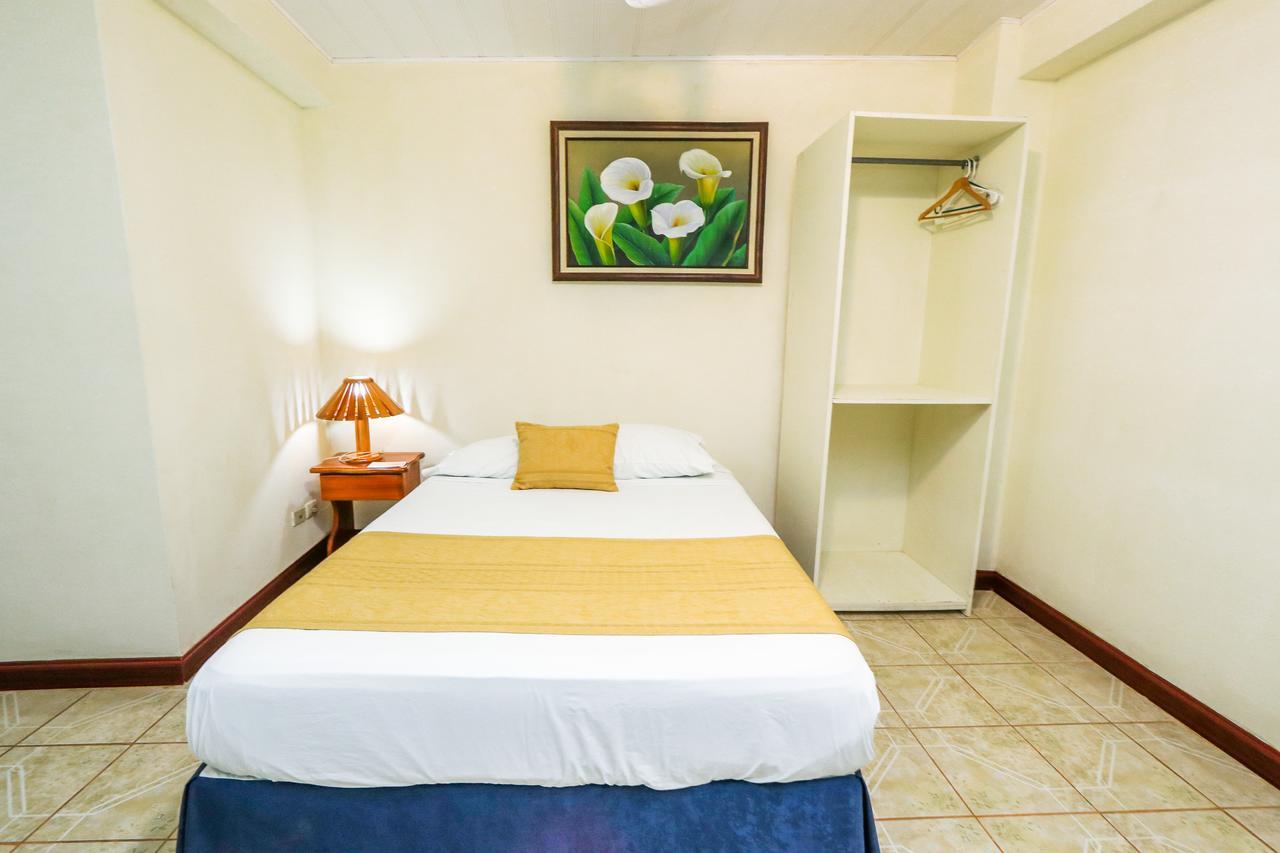 Hotel Flor Blanca Manuel Antonio Luaran gambar