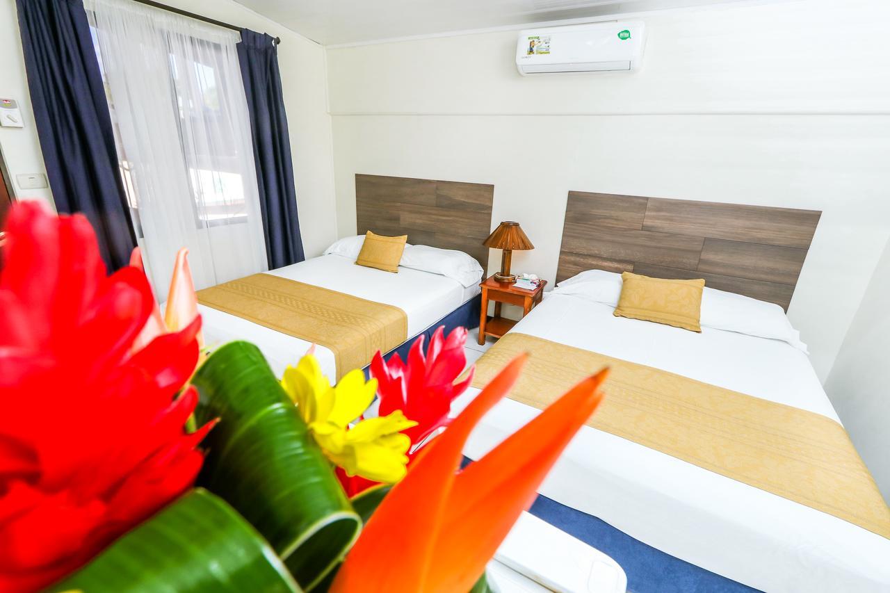 Hotel Flor Blanca Manuel Antonio Luaran gambar