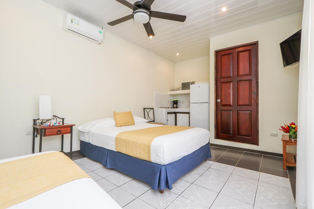 Hotel Flor Blanca Manuel Antonio Luaran gambar