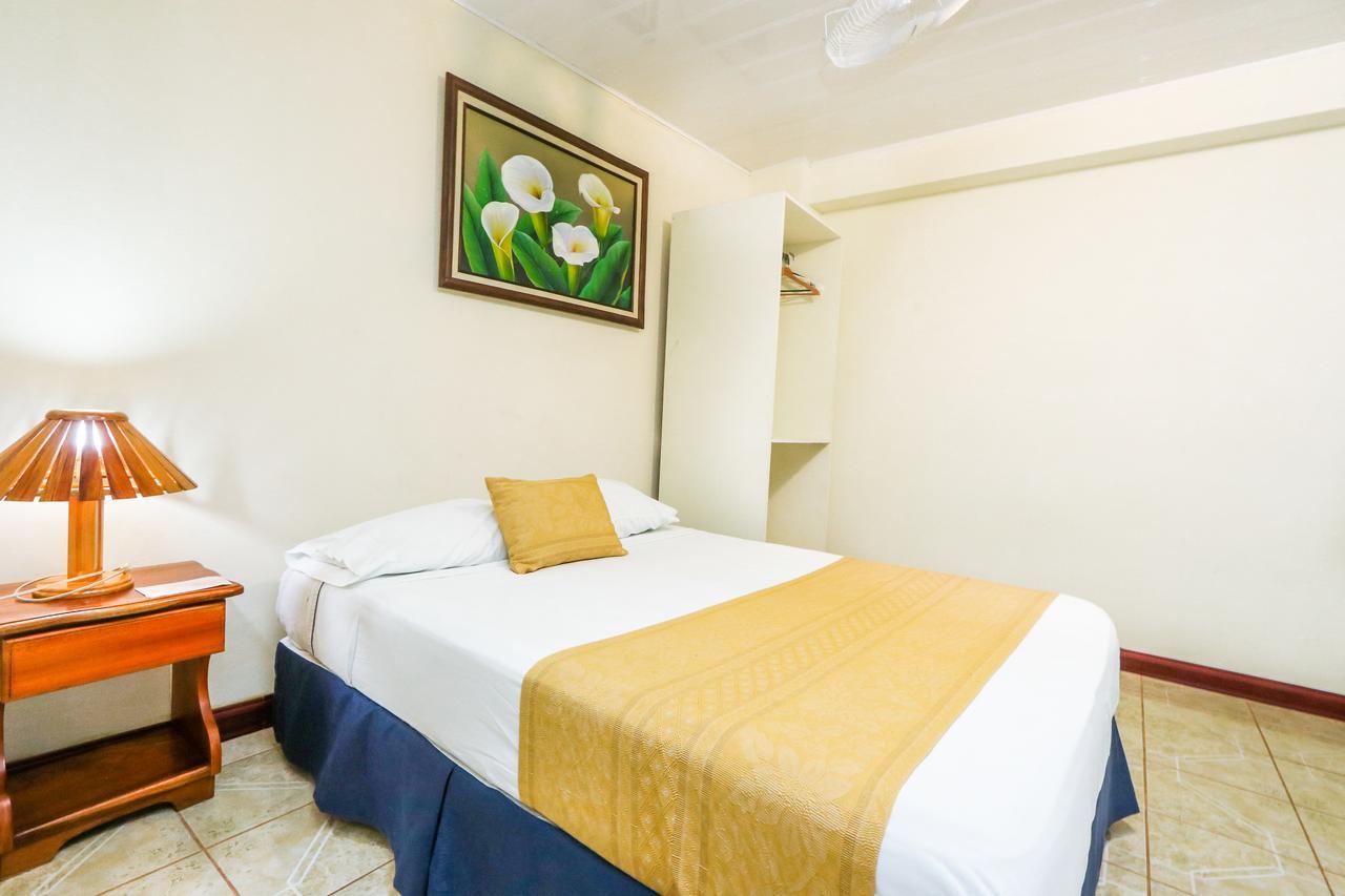 Hotel Flor Blanca Manuel Antonio Luaran gambar