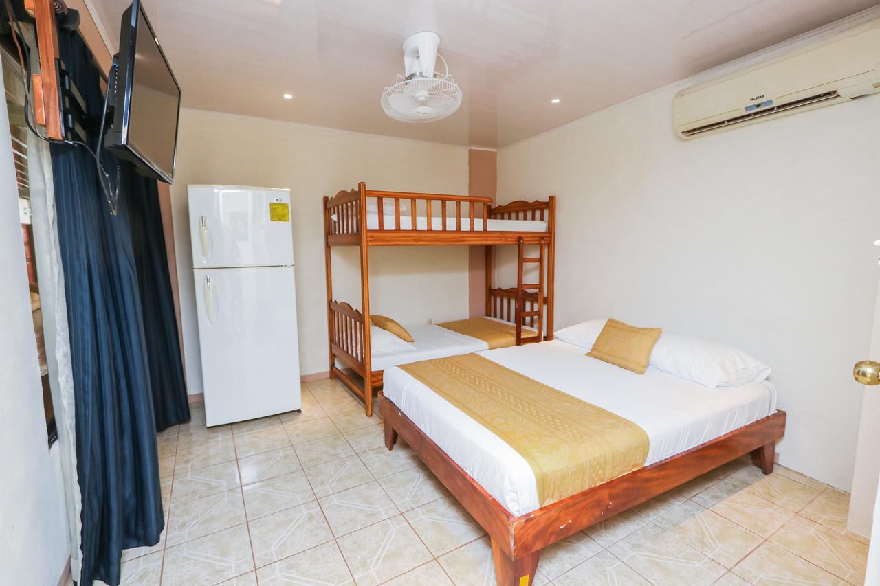 Hotel Flor Blanca Manuel Antonio Luaran gambar