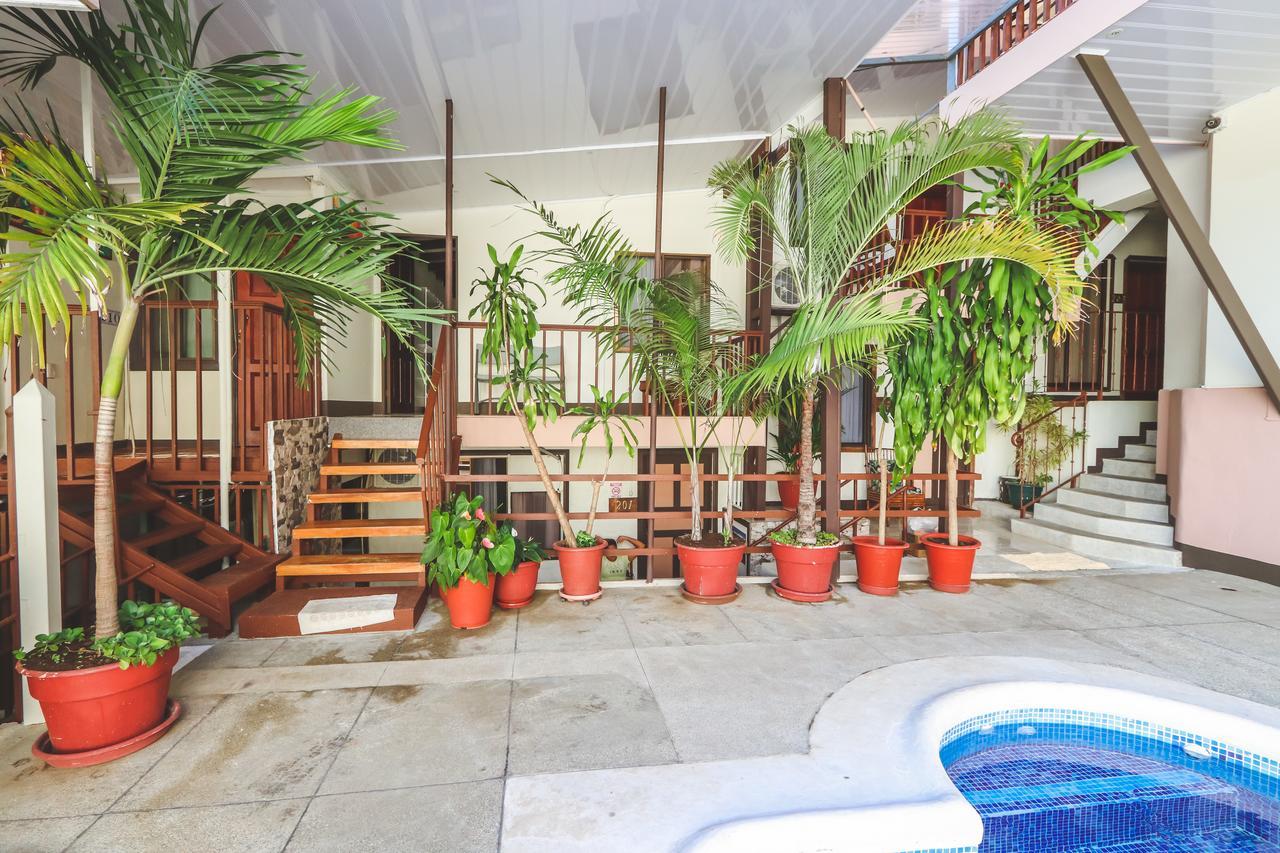 Hotel Flor Blanca Manuel Antonio Luaran gambar