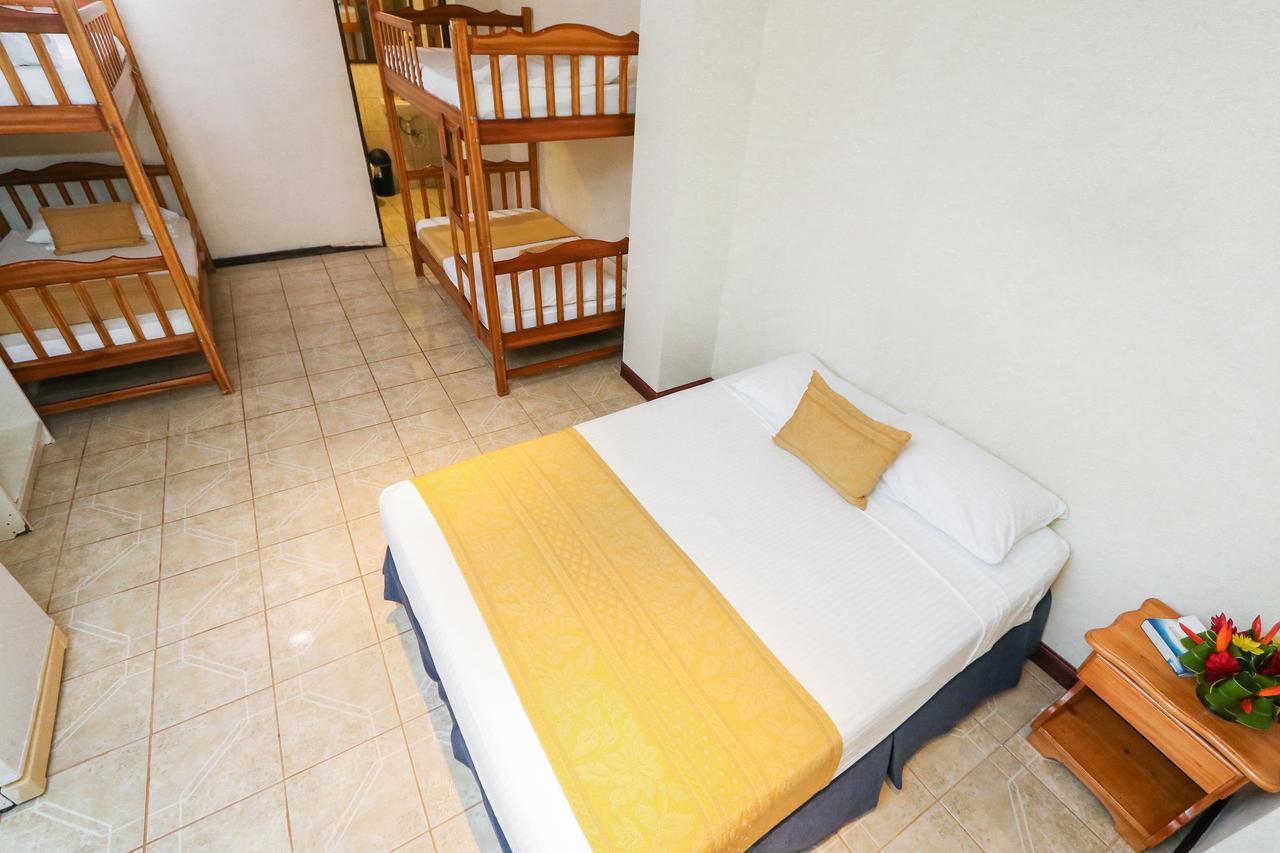 Hotel Flor Blanca Manuel Antonio Luaran gambar