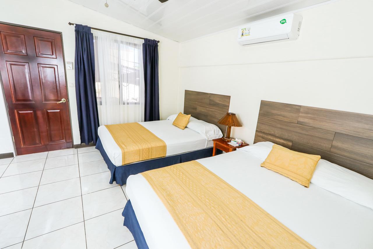 Hotel Flor Blanca Manuel Antonio Luaran gambar