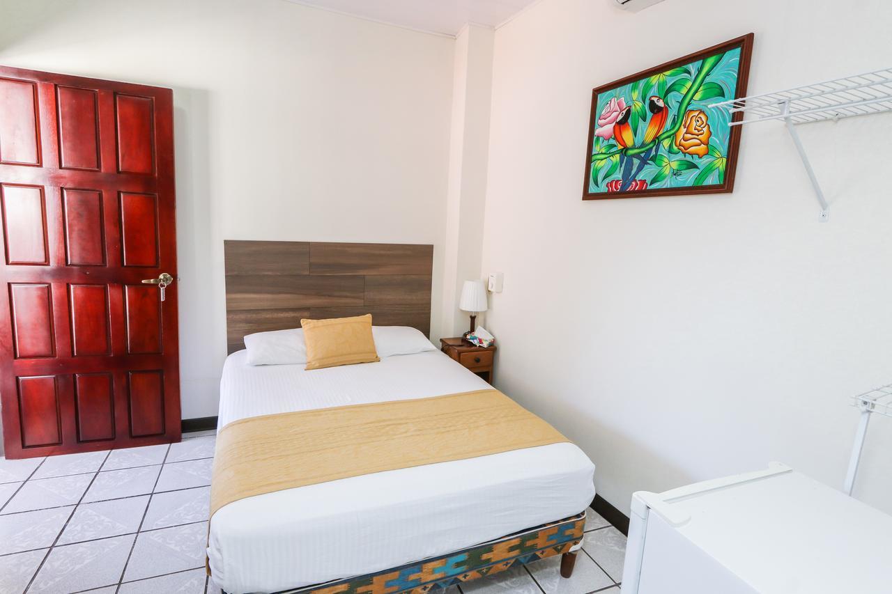Hotel Flor Blanca Manuel Antonio Luaran gambar