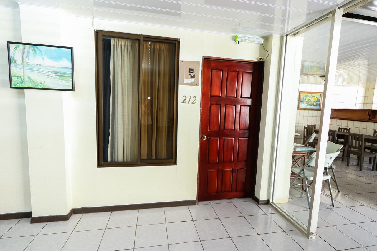Hotel Flor Blanca Manuel Antonio Luaran gambar