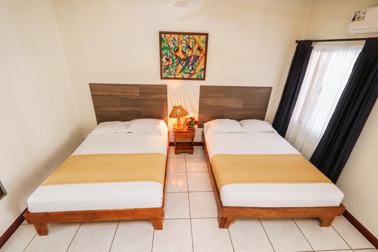 Hotel Flor Blanca Manuel Antonio Luaran gambar