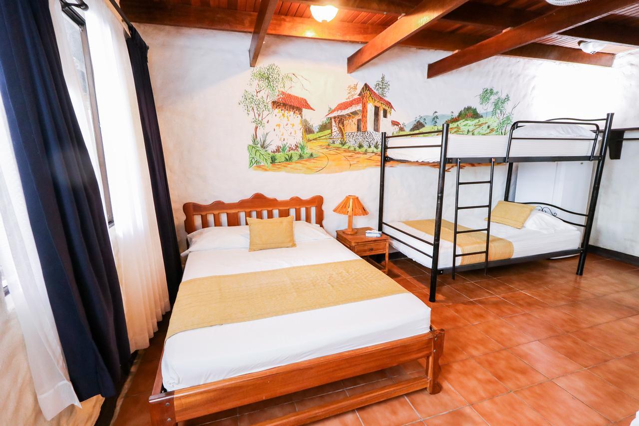Hotel Flor Blanca Manuel Antonio Luaran gambar
