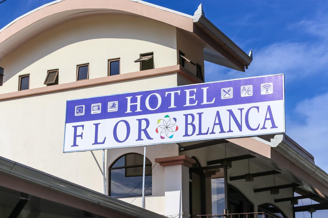 Hotel Flor Blanca Manuel Antonio Luaran gambar