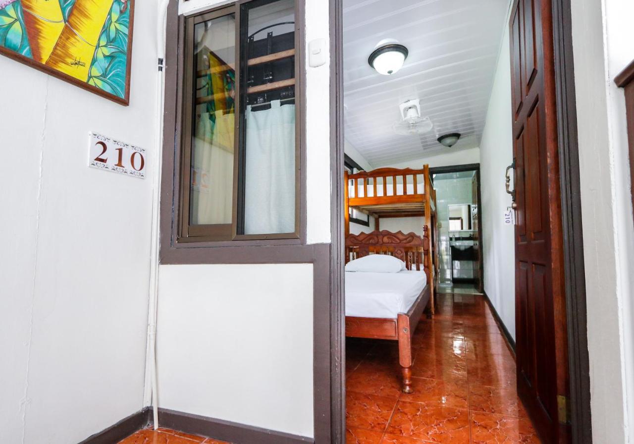 Hotel Flor Blanca Manuel Antonio Luaran gambar